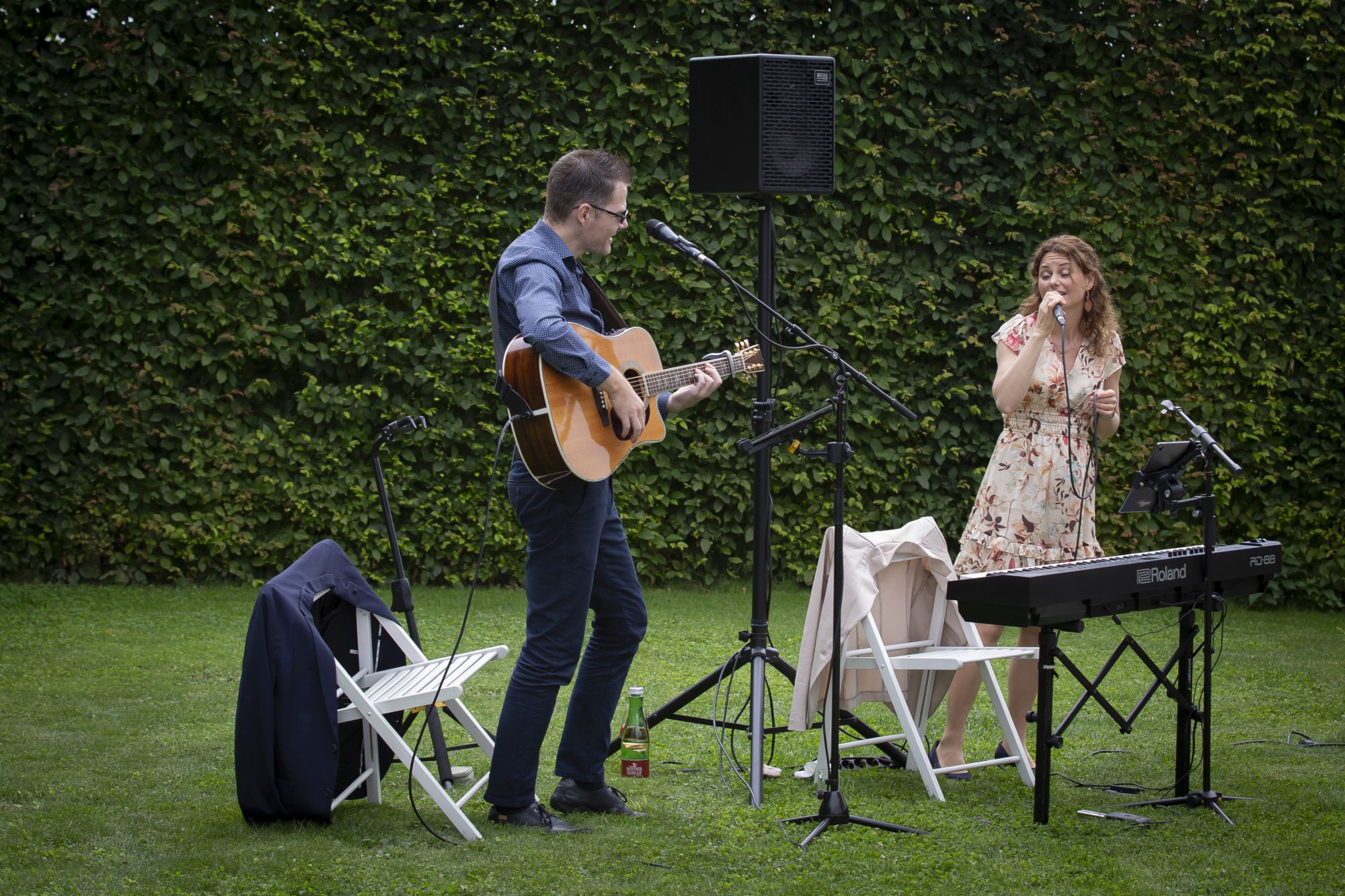 Akustik Duo Coverage am Oberbauergut.jpg